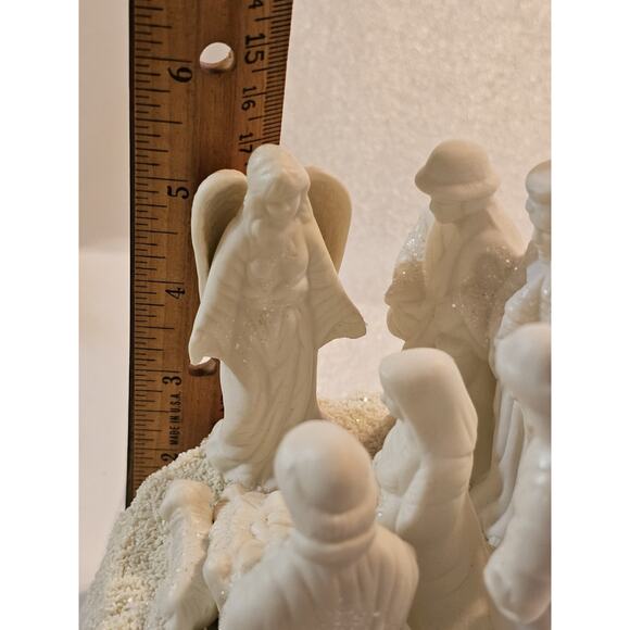 NIB Kirkland's Nativity Music Figurine Silent Night Family Angel Wise Men - Picture 13 of 13